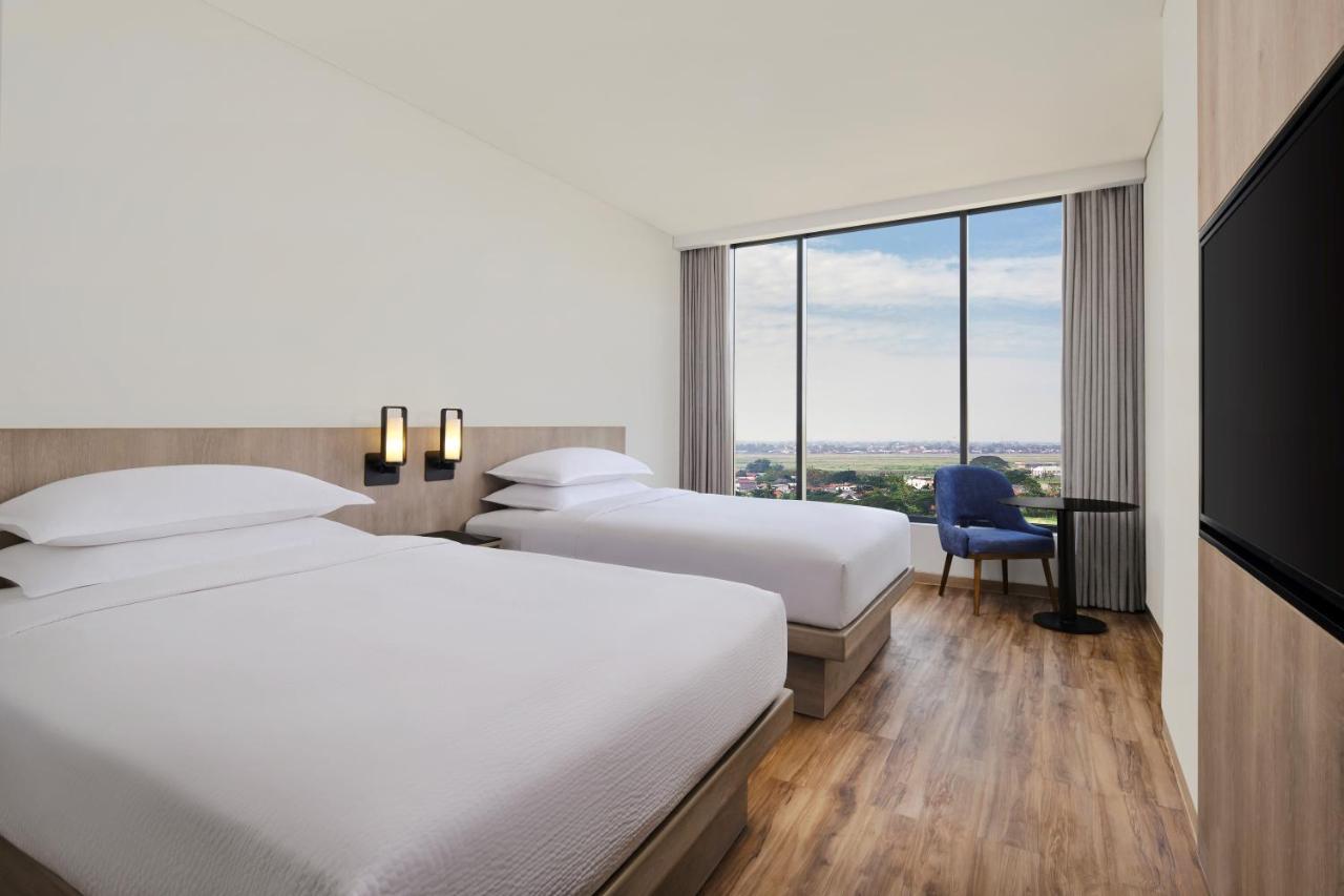 Fairfield By Marriott Jakarta Soekarno-Hatta Airport Tangerang Exterior foto